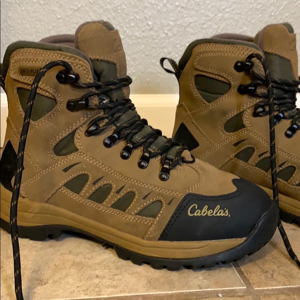 Cabelas Hiking Boots
